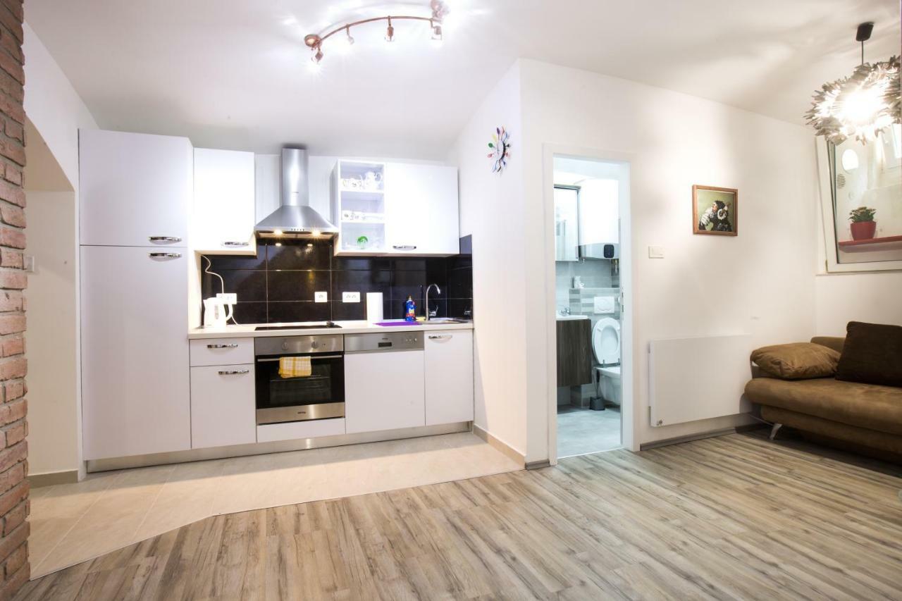 Apartman Vita Загреб Экстерьер фото